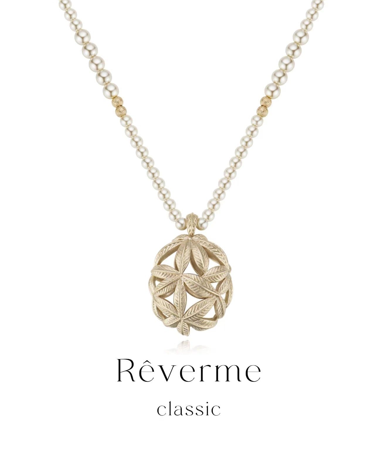 woven-laurel-pendant-necklace-women