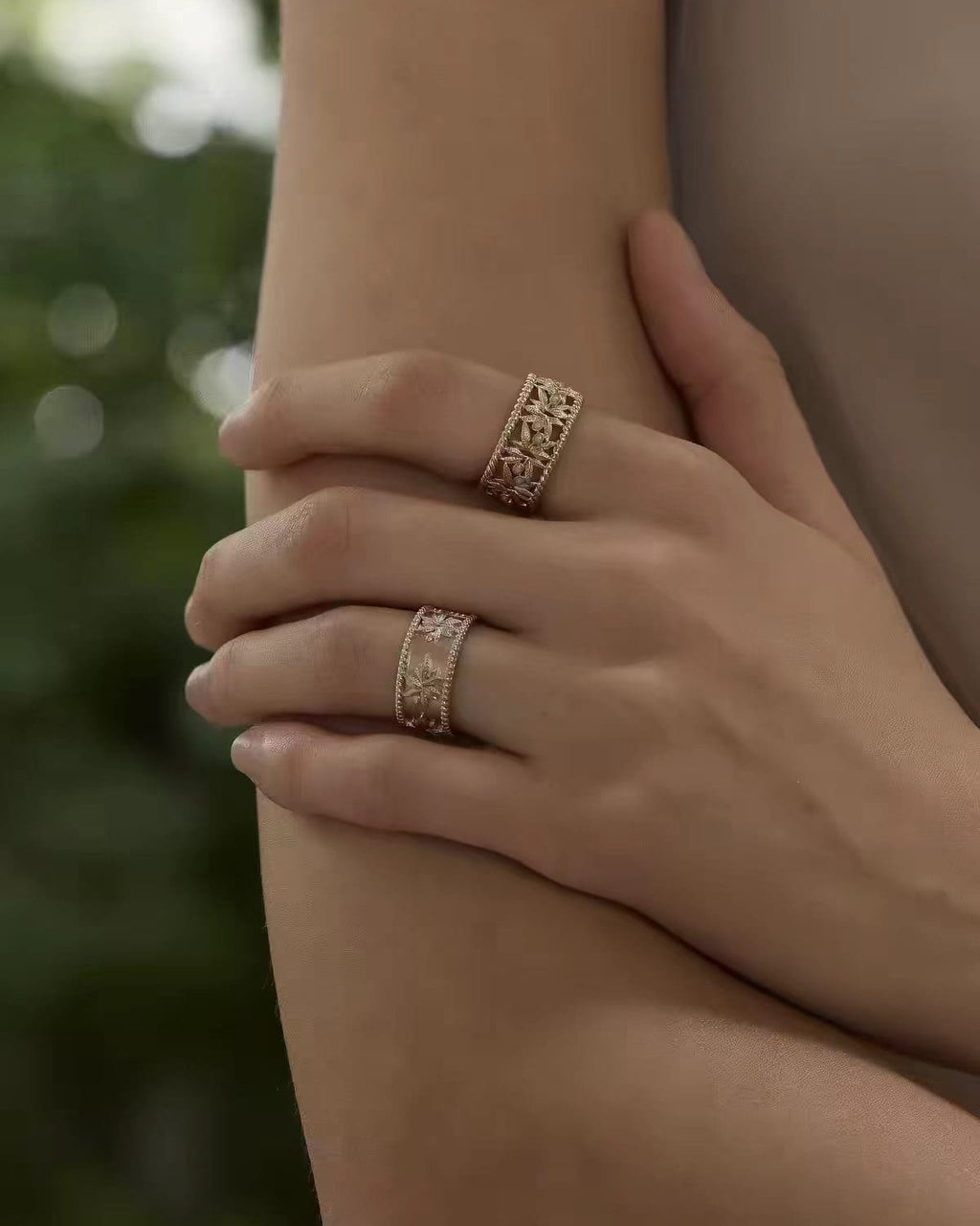 lightweight-hollow-guoguo-ring