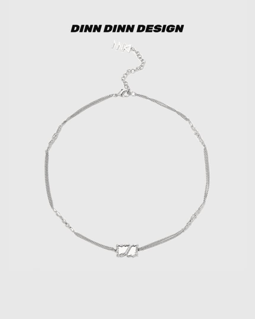 platinum-plated-pendant