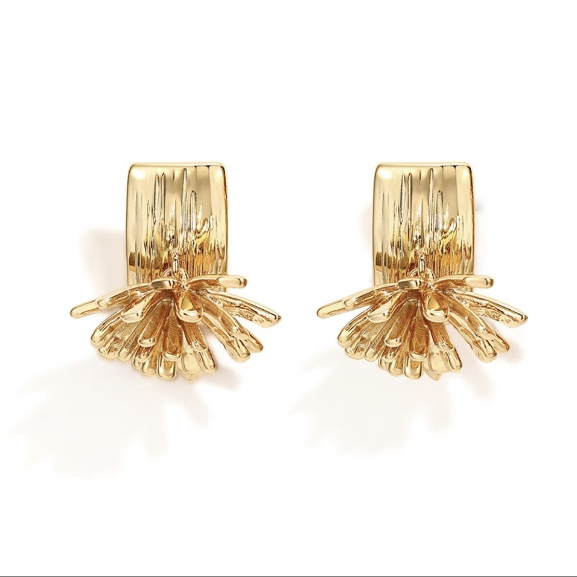 Lyra Firework Gold Earrings