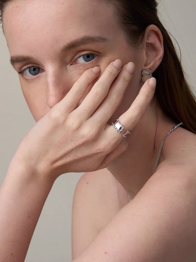 textured-mirror-ring