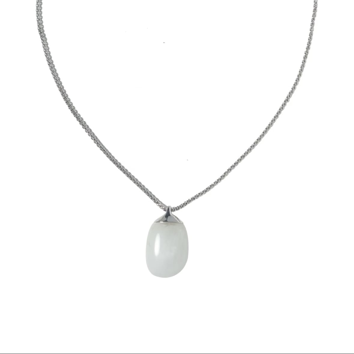 Niva Resin Pendant Necklace