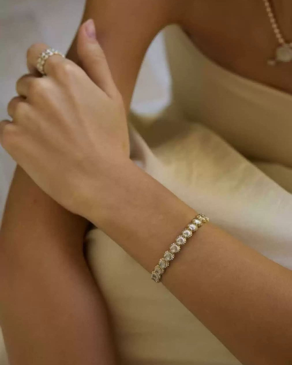 dainty-tide-bracelet