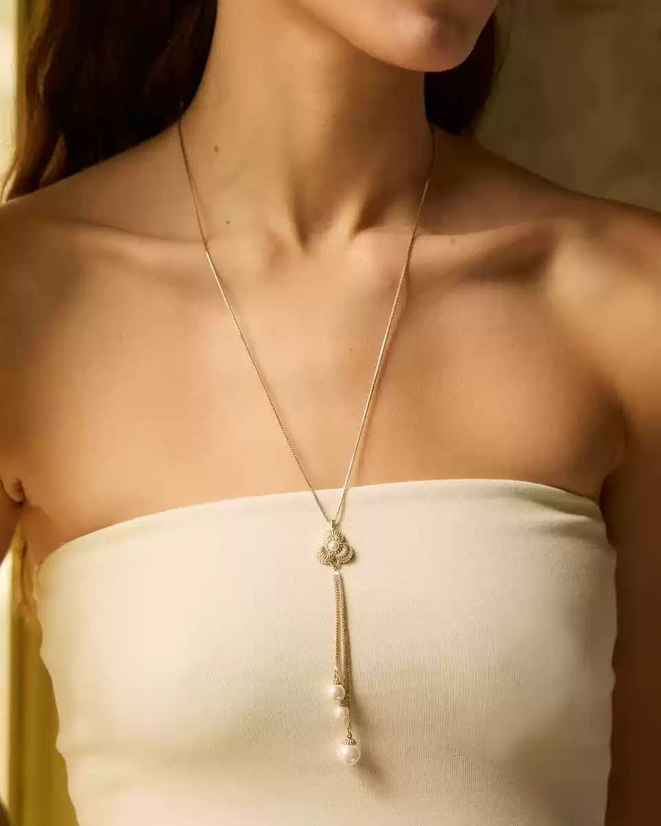 tri-leaf-beaded-necklace-women