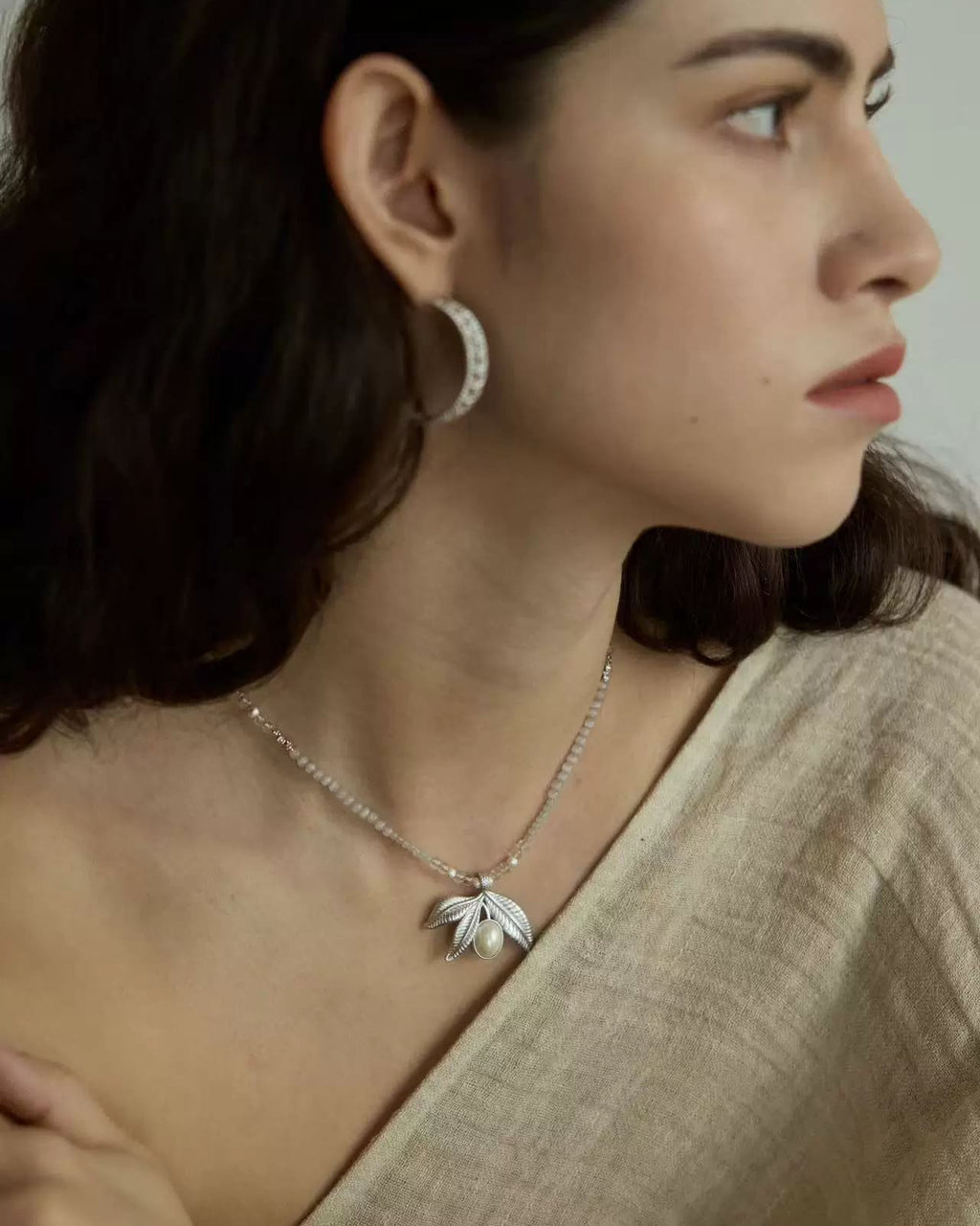 nature-inspired-gold-leaf-necklace
