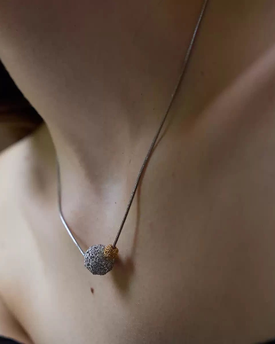 dainty-sphere-openwork-necklace