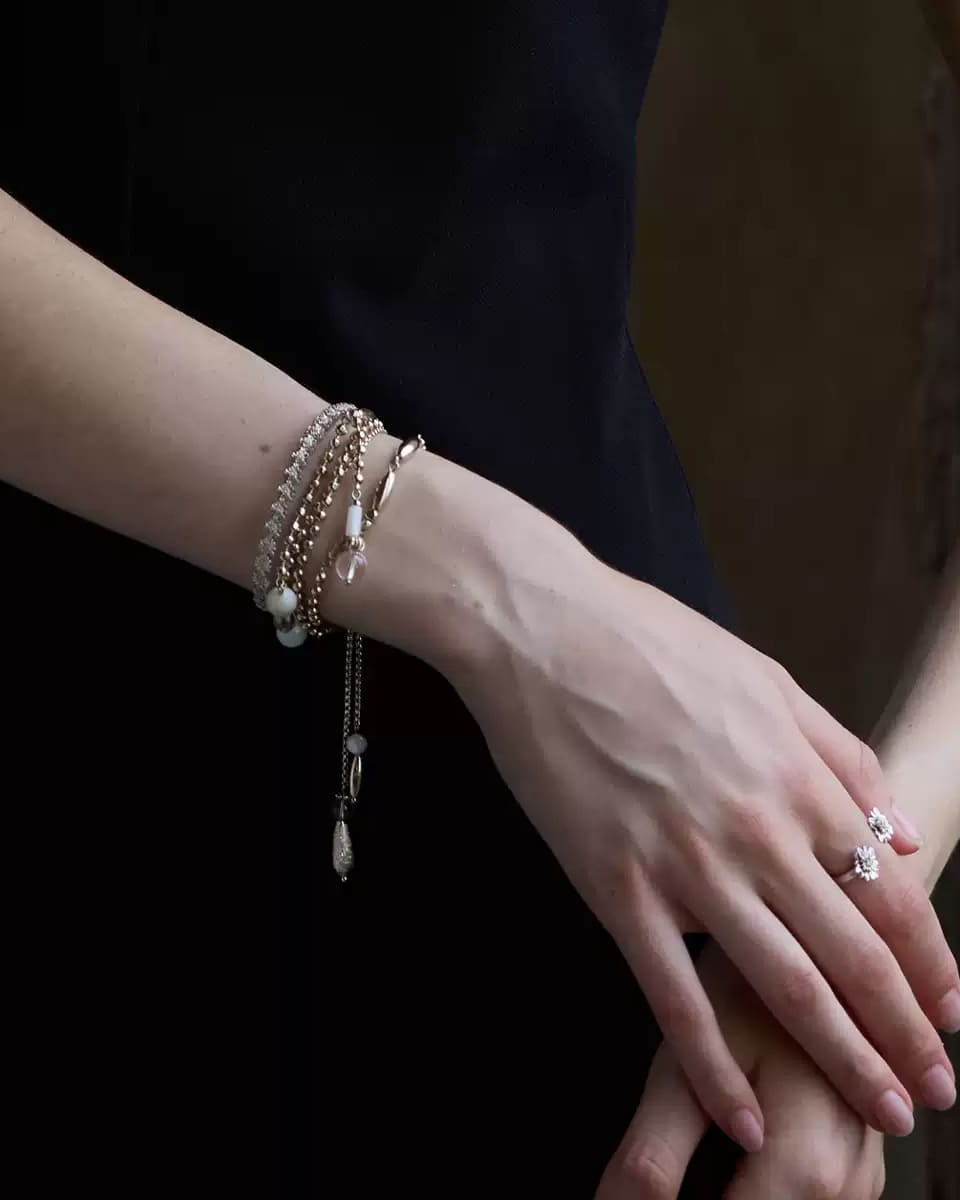 daisy-variegated-necklace-women
