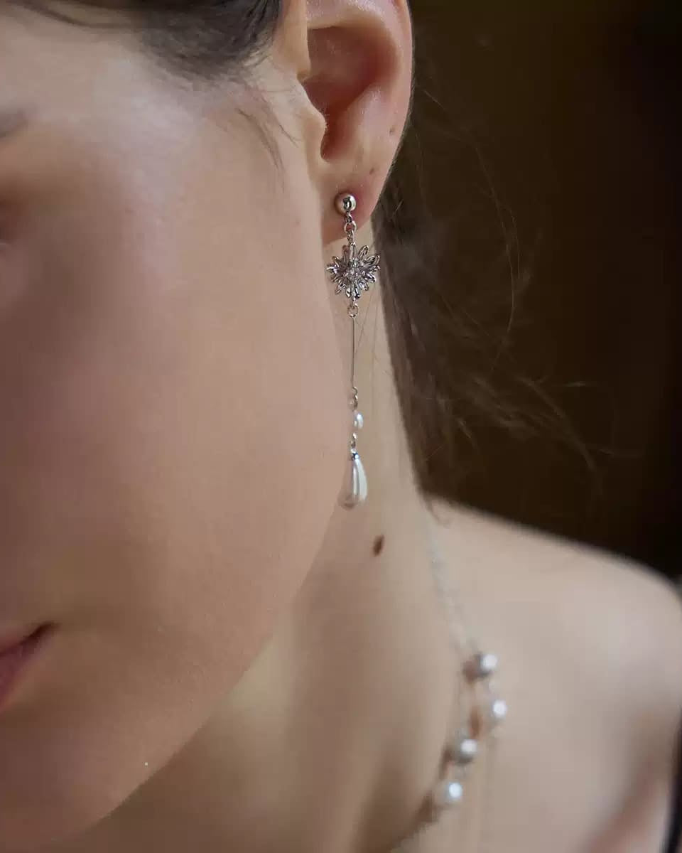 lightweight-daisy-floral-jewelry