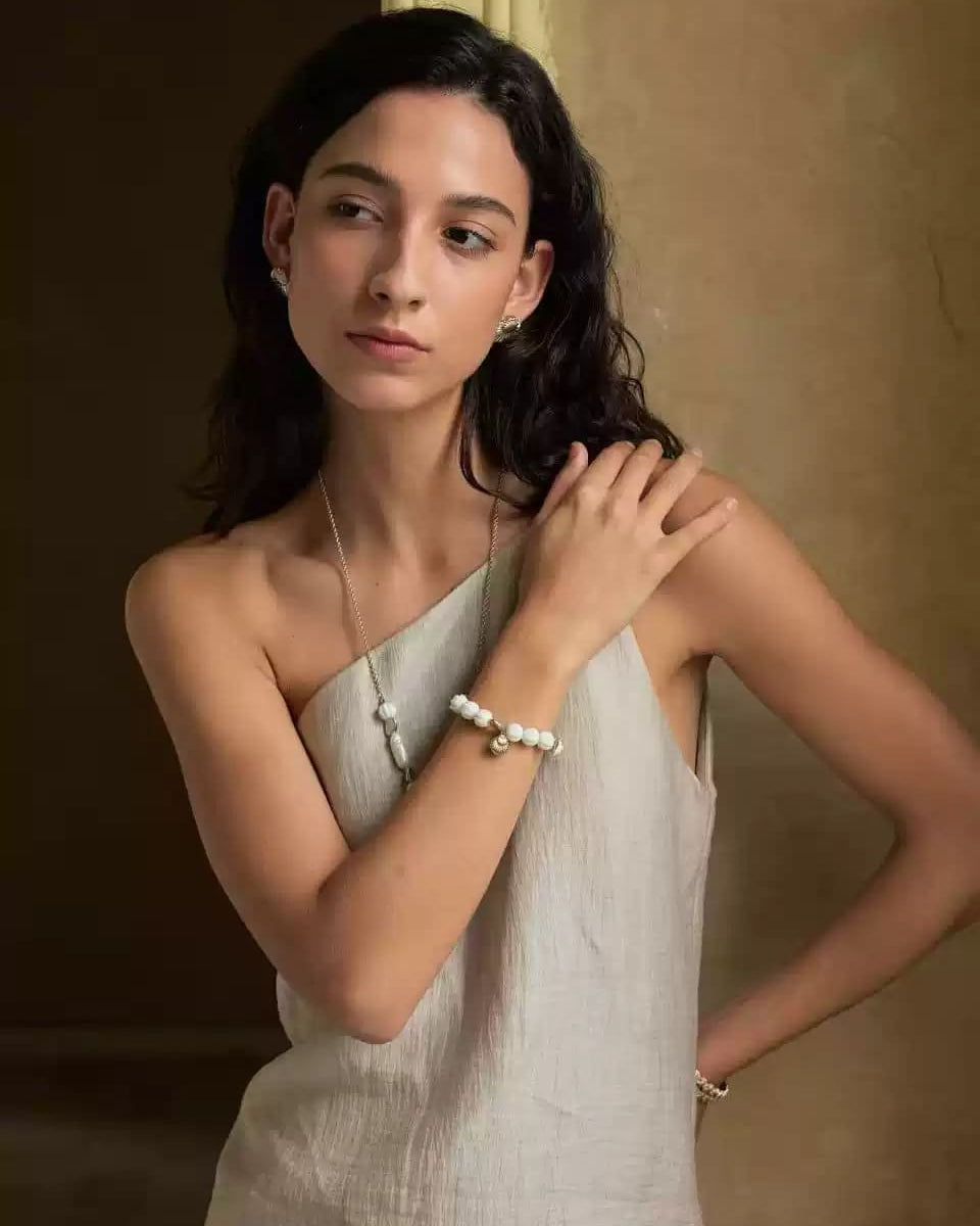 gold-tone-white-shell-bracelet