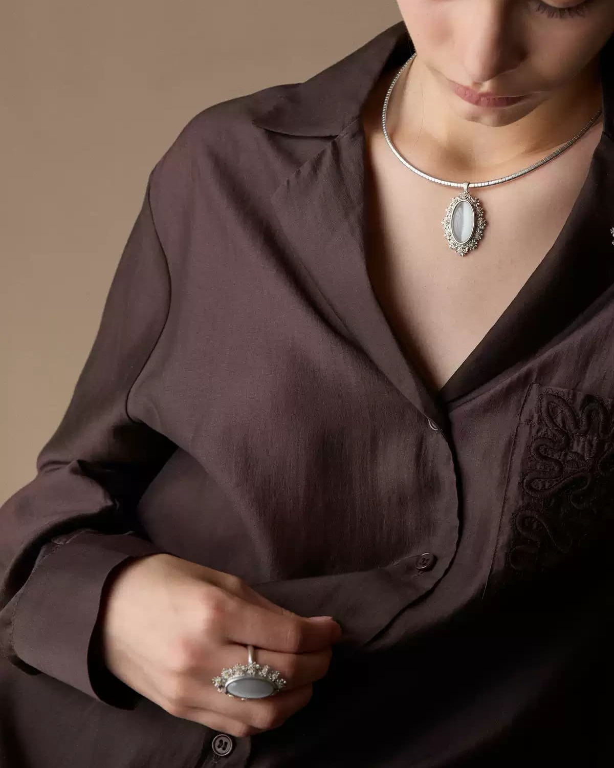 sandblasted-daisy-soft-mist-pendant