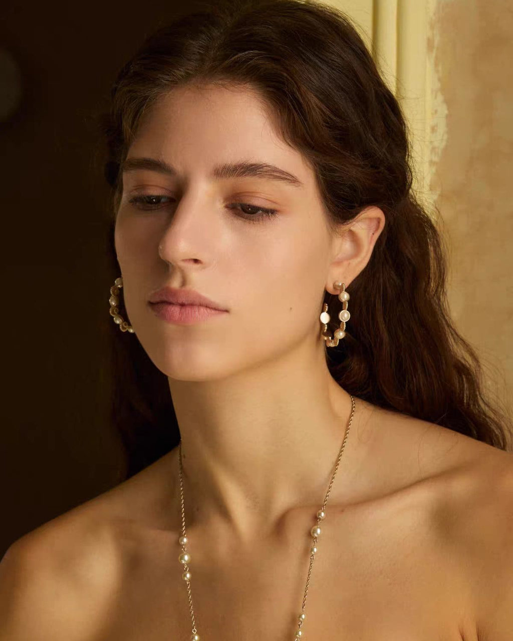 echo-hoop-earrings-women