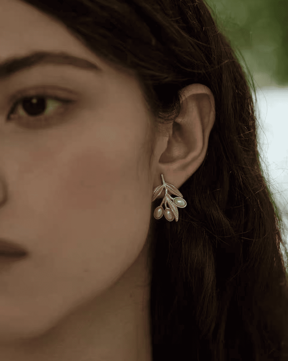 silver-beaded-stud-earrings