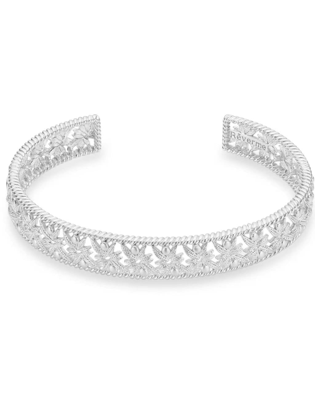gold-hollow-laurel-bracelet